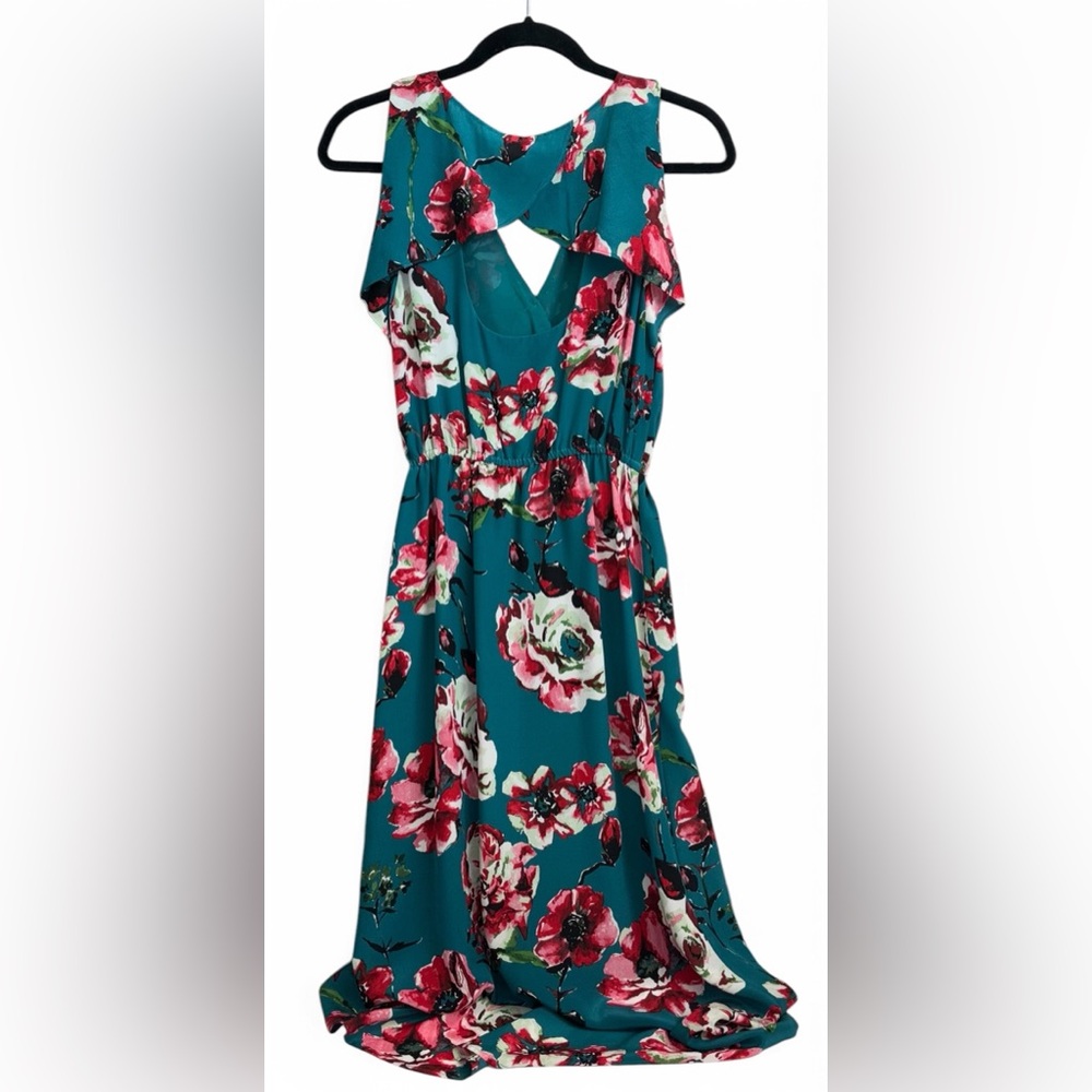 **SOLD**Women’s Lucky Brand 100% Silk Floral Dress -Size Small - Picture 7 of 10